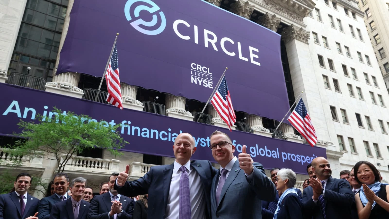 Circles first week of listing ends: up 258% from opening price, market value exceeds  billion